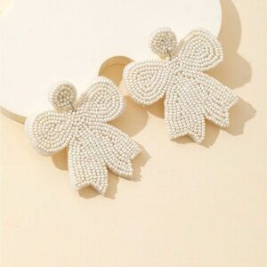 1pair Stainless Steel Beaded Handmade Bow Tie Earrings Beige